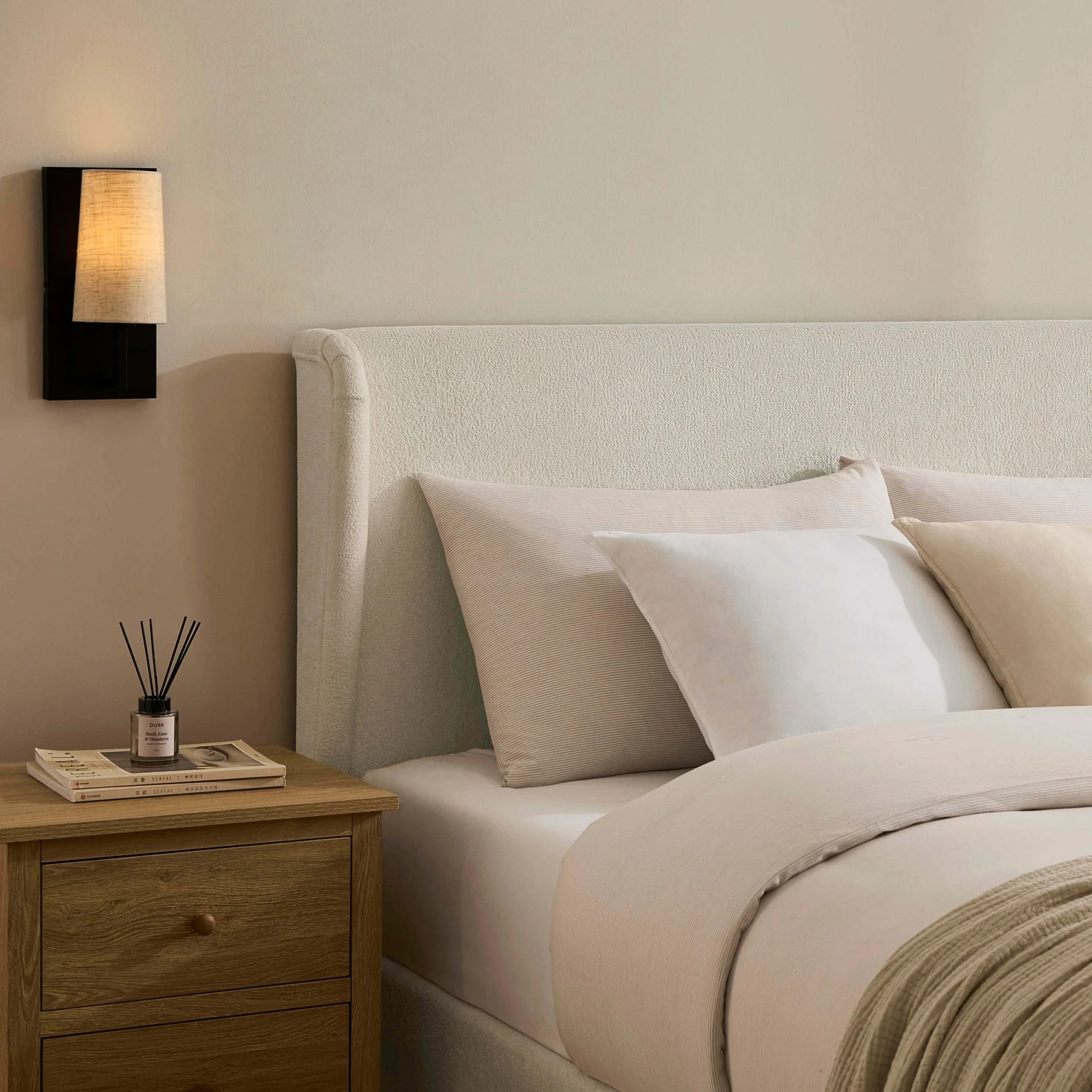 Storage Bed - Chenille Ecru
